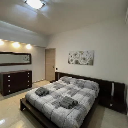 Sunset Apartment